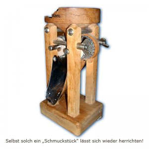 Bild 1 zu Artikel Weltweit ausverkauft: Aluminiumtrichter für Steinflocker System Eschenfelder 